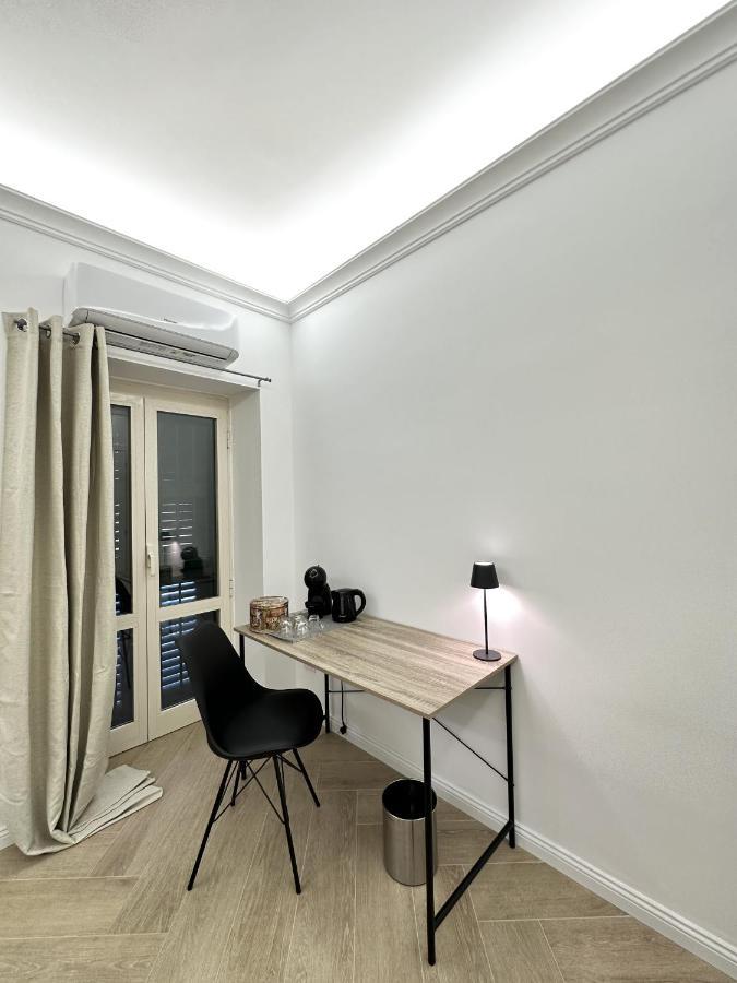 Vicki Vomero Rooms - Napoli Exteriör bild