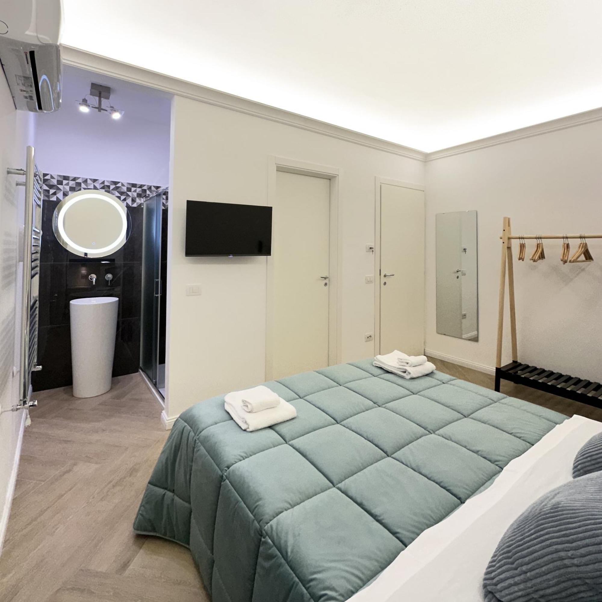 Vicki Vomero Rooms - Napoli Exteriör bild